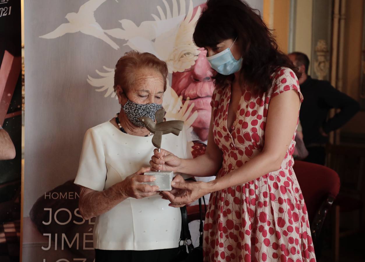 Fotos: La Feria del Libro de Valladolid rinde homenaje a José Jiménez Lozano