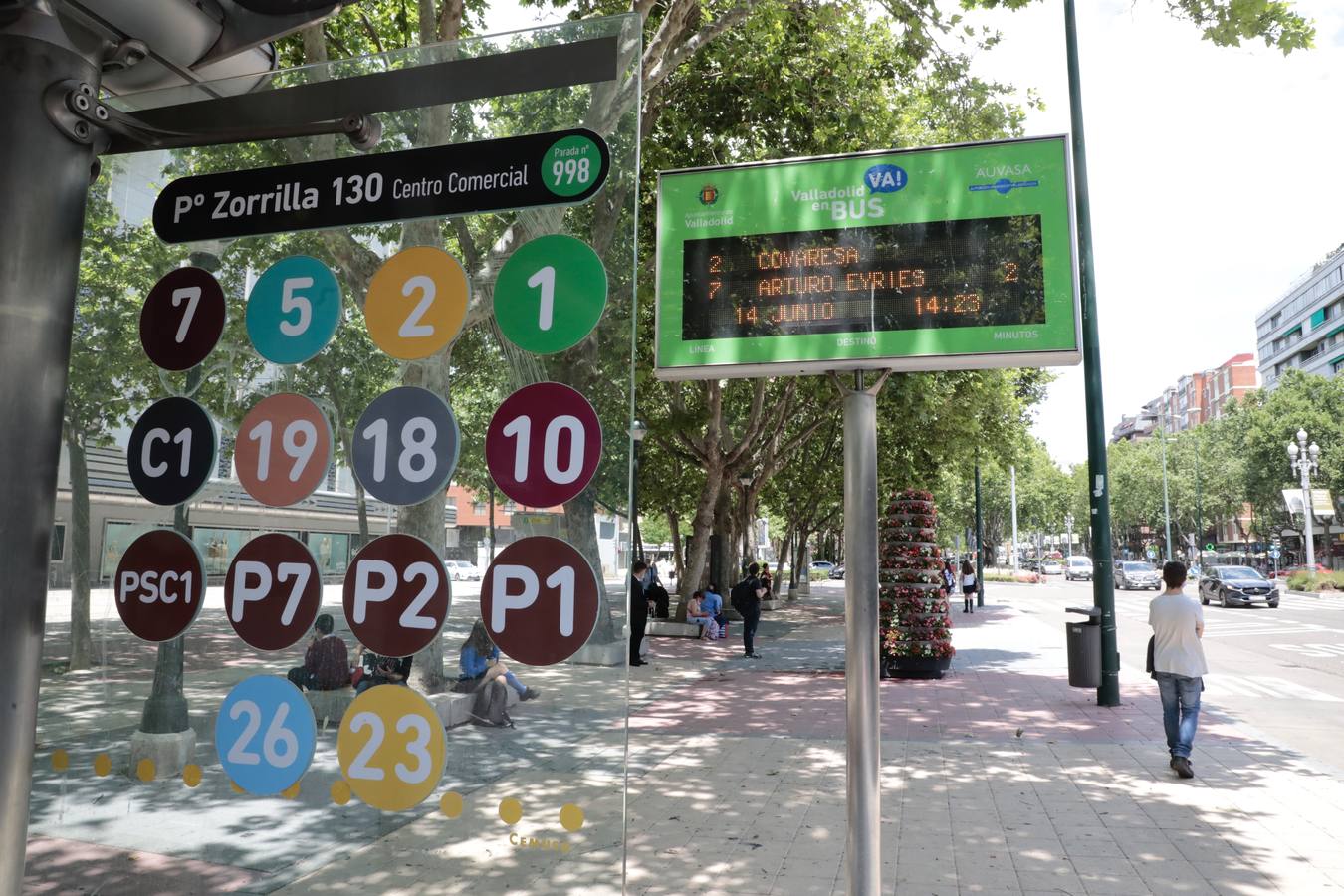 Fotos: Primera jornada de paros en Auvasa