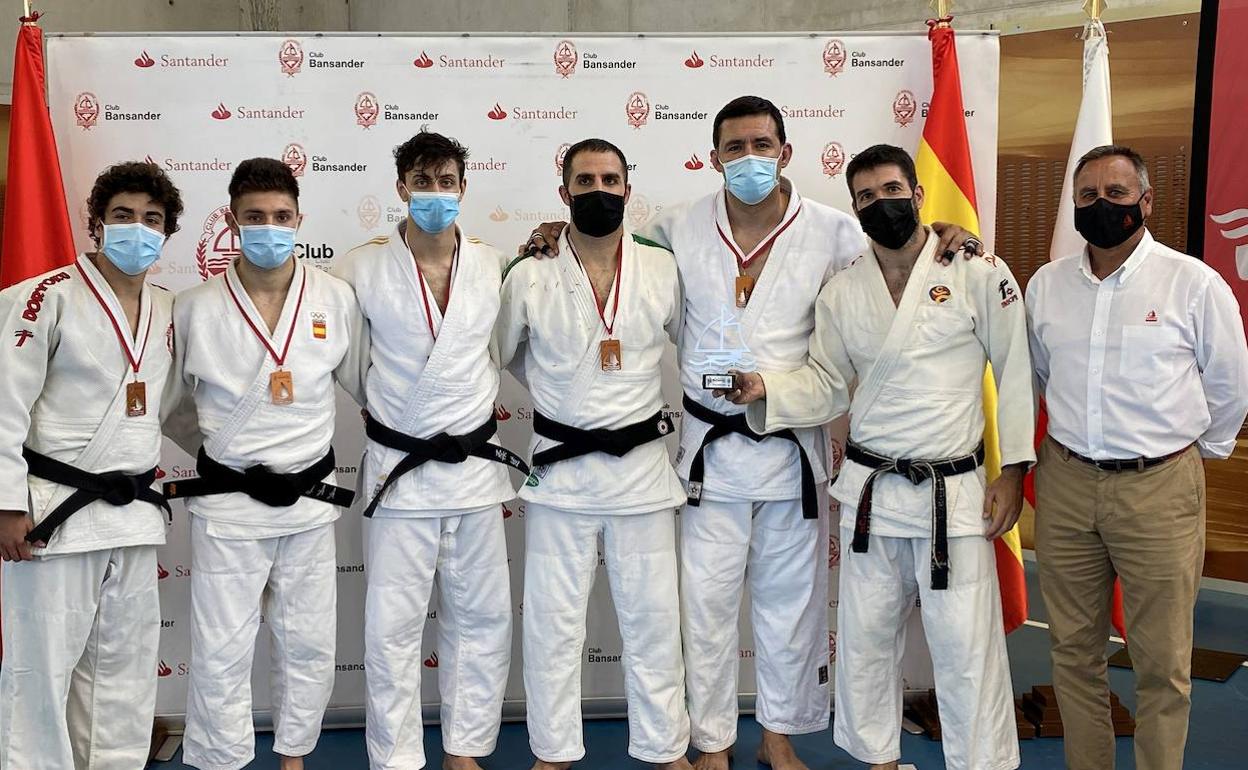 El Judo Club Doryoku disputa en Santander el Trofeo Basander y se trae el bronce por equipos