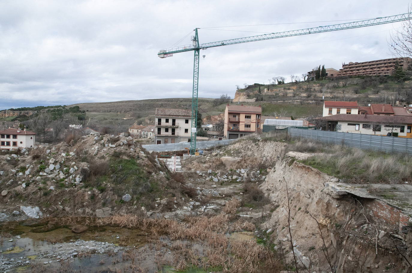 Estado de las obras del futuro instituto de San Lorenzo.