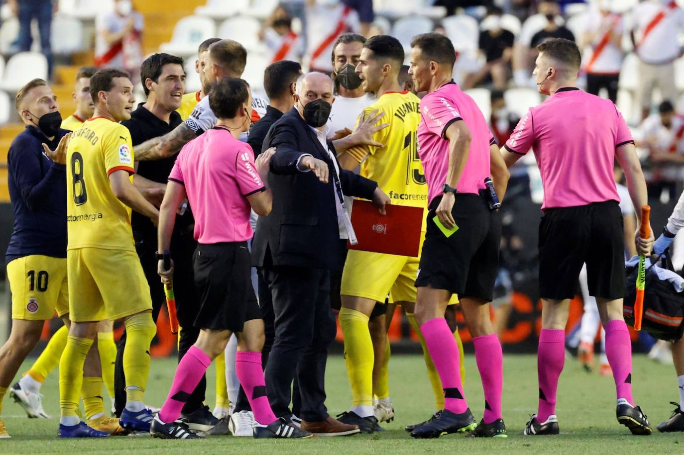 Alejandro Estévez Iglesias, a la derecha, en el reciente Rayo-Girona de ascenso a Primera División. 