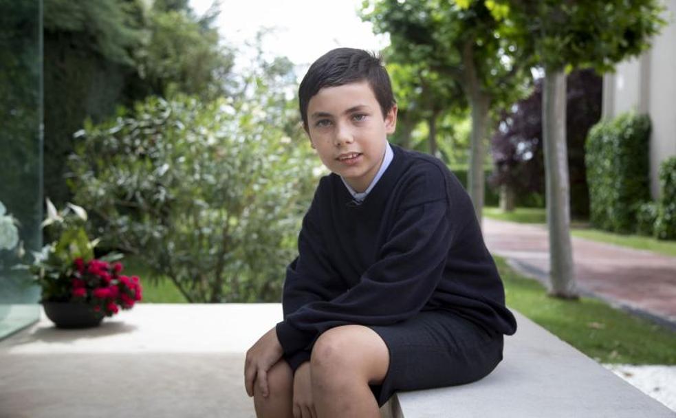 El ganador del concurso nacional de matemáticas Pangea, Rodrigo Monge, en el colegio Peñalba donde cursa quinto de Educación Primaria 