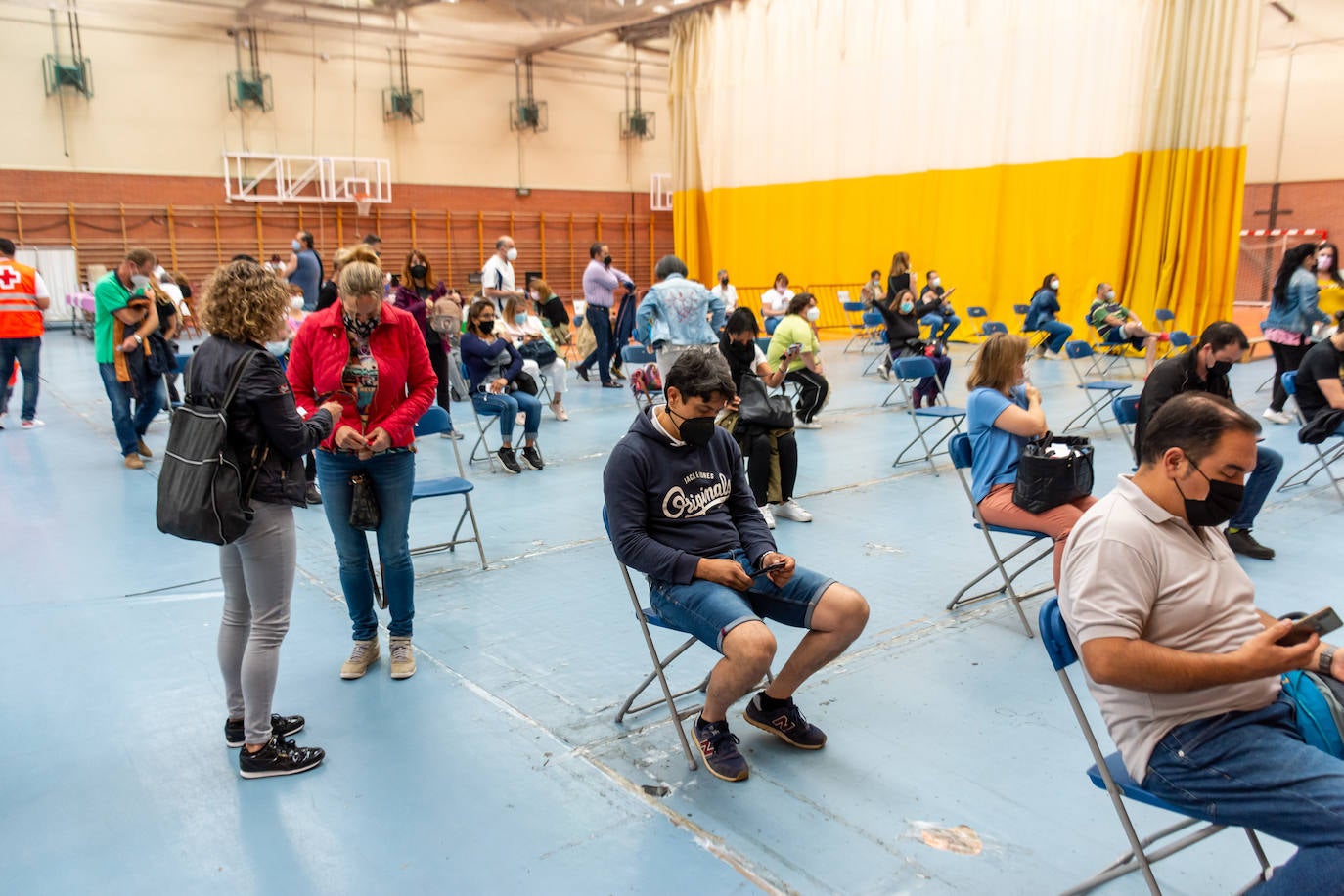 Fotos: Turno de vacuna para los palentinos de 44 a 48 años