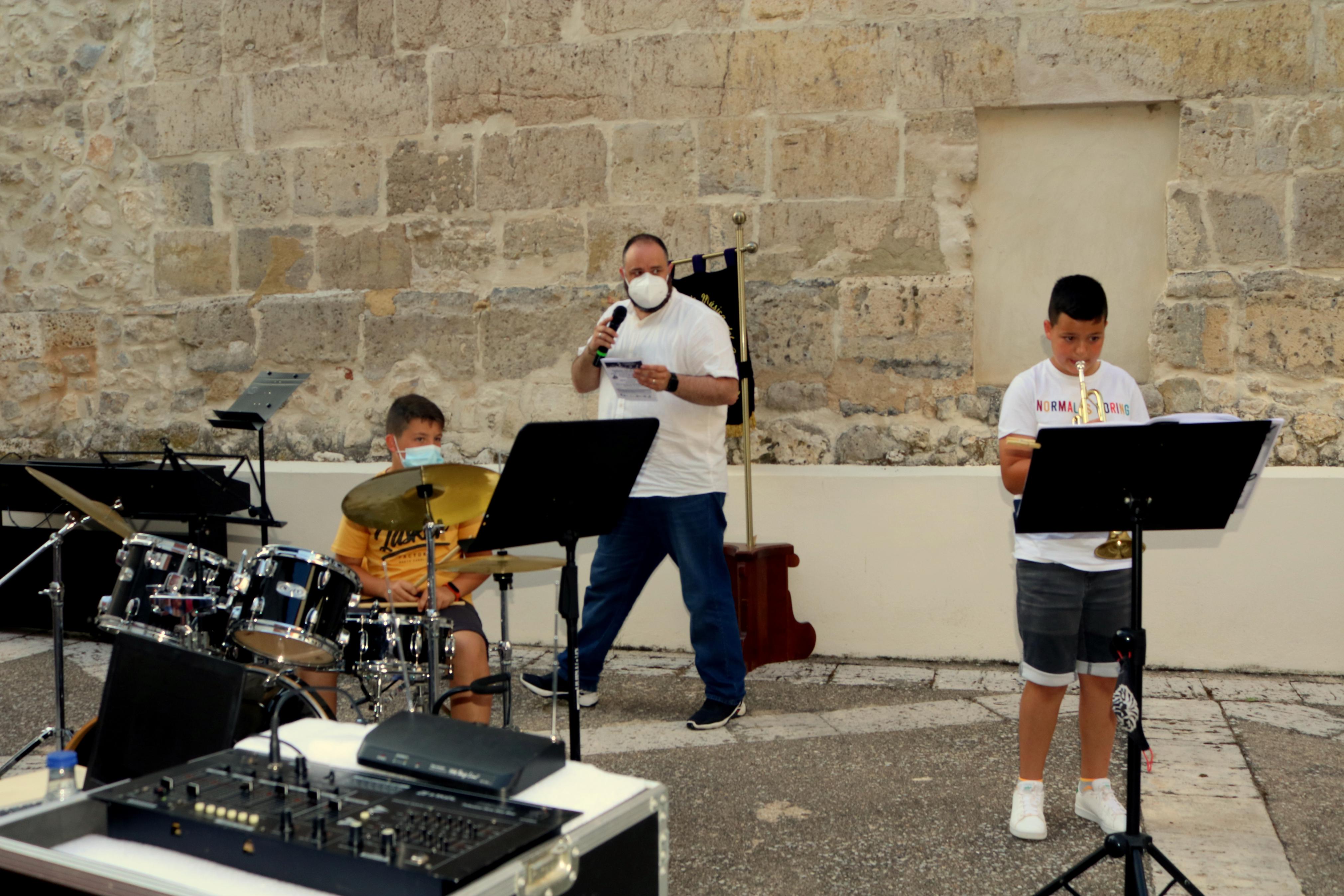 Animada velada musical en Baltanás