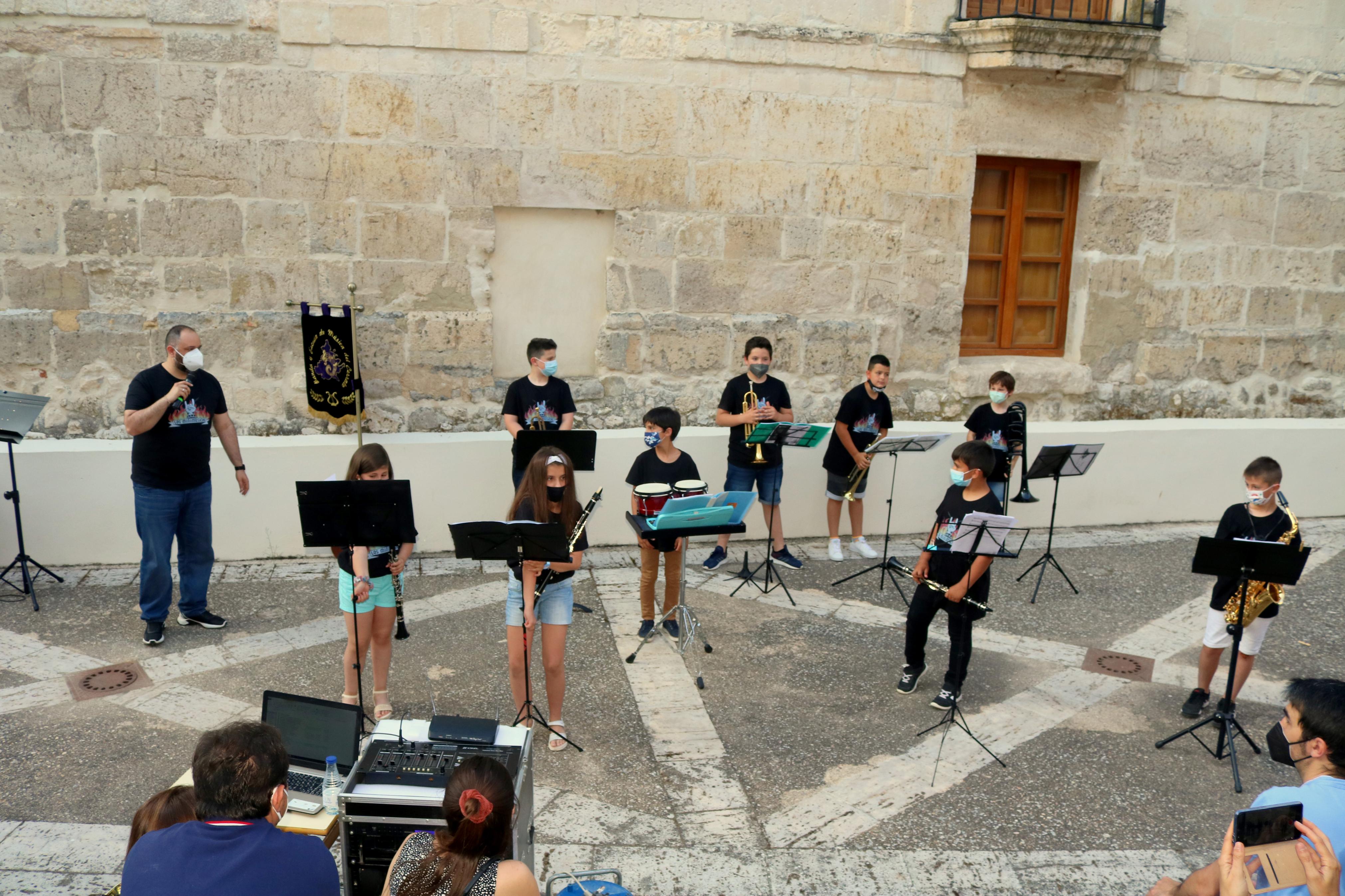 Animada velada musical en Baltanás