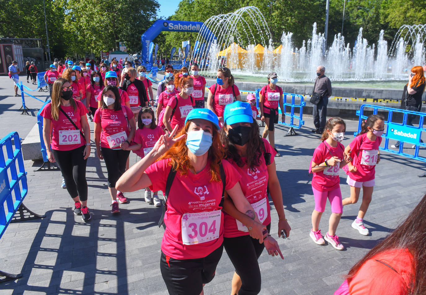 Fotos: IV Marcha y Carrera de las Mujeres en Valladolid (4/6)