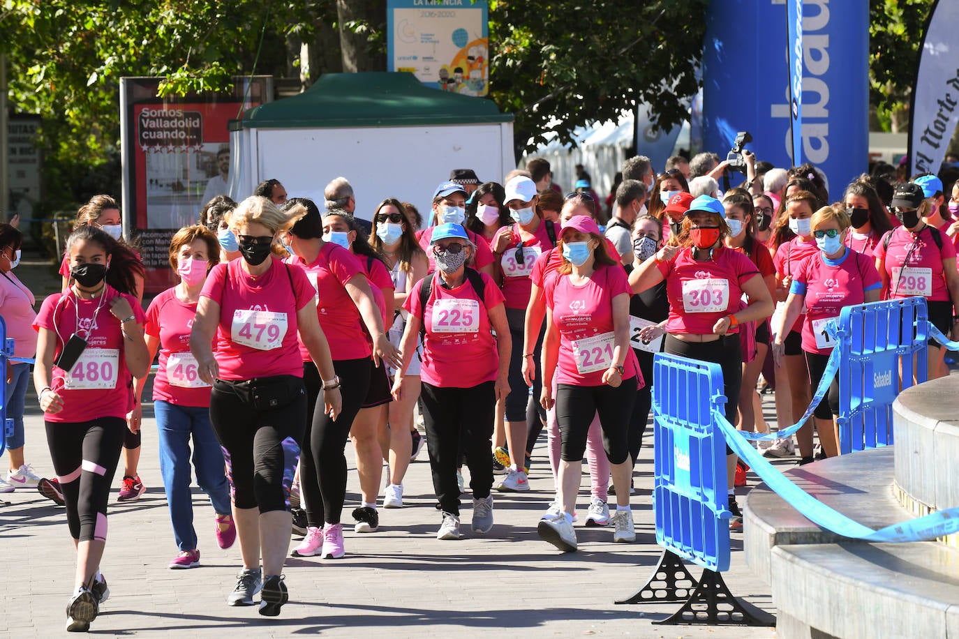 Fotos: IV Marcha y Carrera de las Mujeres en Valladolid (4/6)