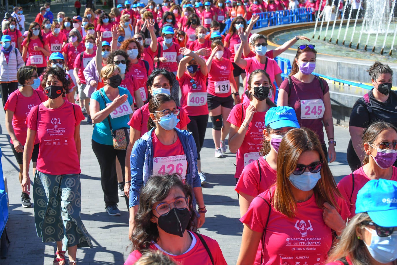 Fotos: IV Marcha y Carrera de las Mujeres en Valladolid (4/6)