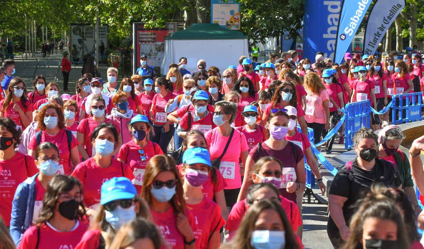 Fotos: IV Marcha y Carrera de las Mujeres en Valladolid (4/6)