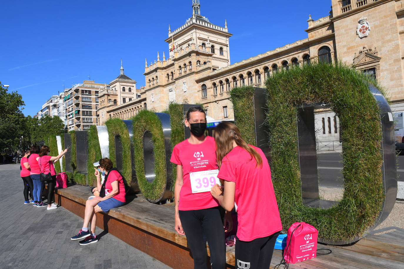 Fotos: IV Marcha y Carrera de las Mujeres en Valladolid (4/6)