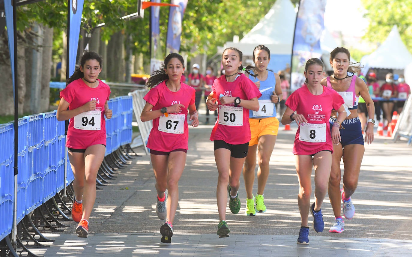 Fotos: IV Marcha y Carrera de las Mujeres en Valladolid (4/6)