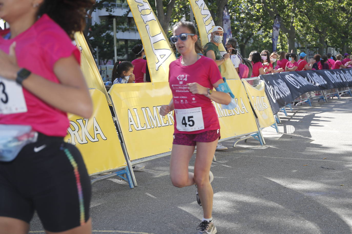 Fotos: IV Marcha y Carrera de las Mujeres en Valladolid (3/5)