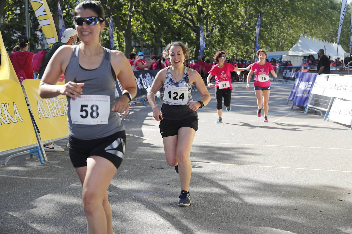 Fotos: IV Marcha y Carrera de las Mujeres en Valladolid (3/5)