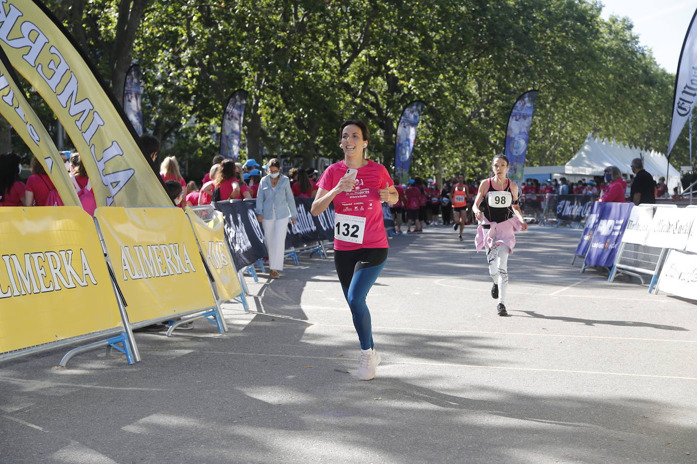 Fotos: IV Marcha y Carrera de las Mujeres en Valladolid (3/5)