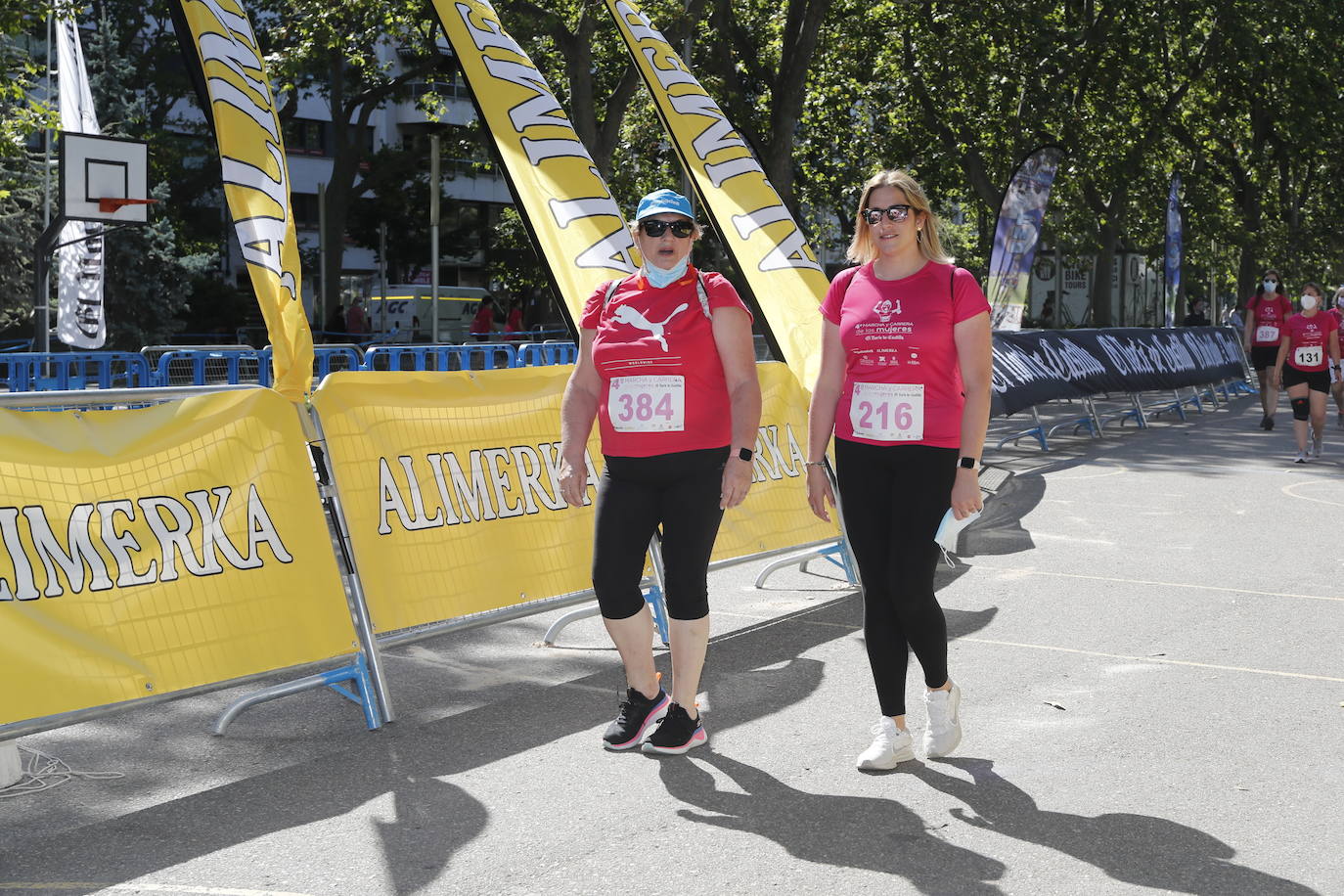 Fotos: IV Marcha y Carrera de las Mujeres en Valladolid (4/5)