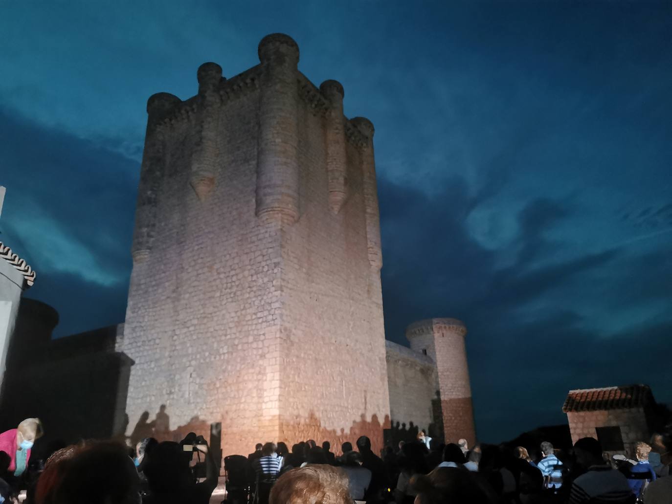 Fotos: Un videomapping recuerda en Torrelobatón la victoria de los comuneros en la localidad en 1521