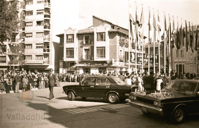 Fotos: Estampas del Valladolid antiguo (LXXVIII): visita de los Reyes de España