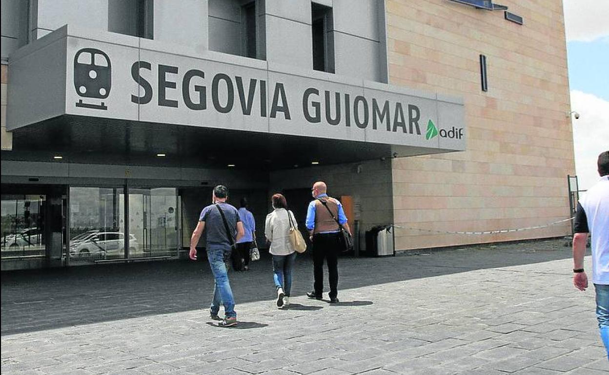 Estación Guiomar de Segovia. 