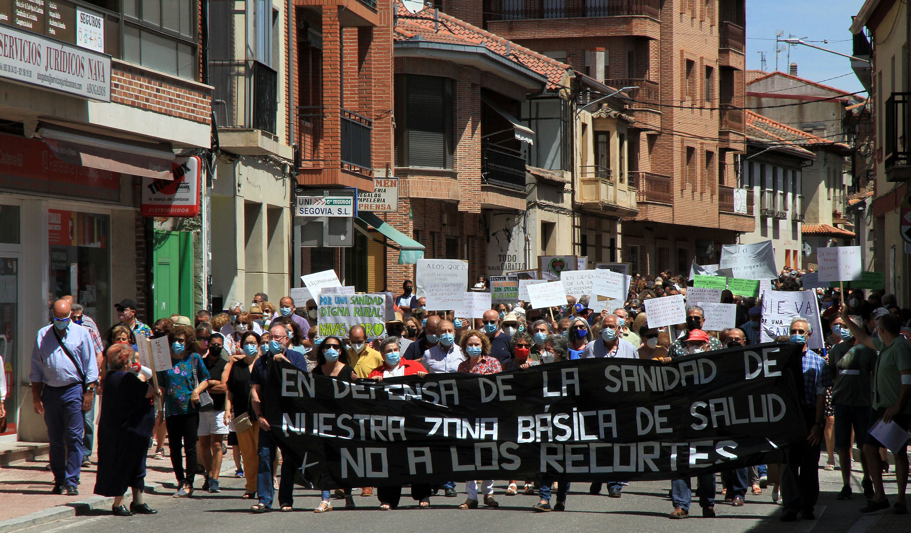 Momento de la manifestación celebrada en Nava de la Asunción.