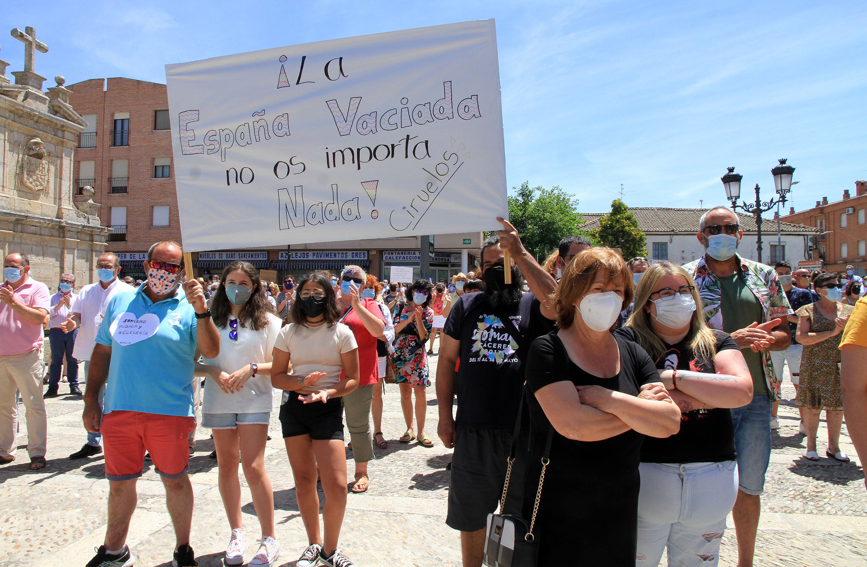 Momento de la manifestación celebrada en Nava de la Asunción.