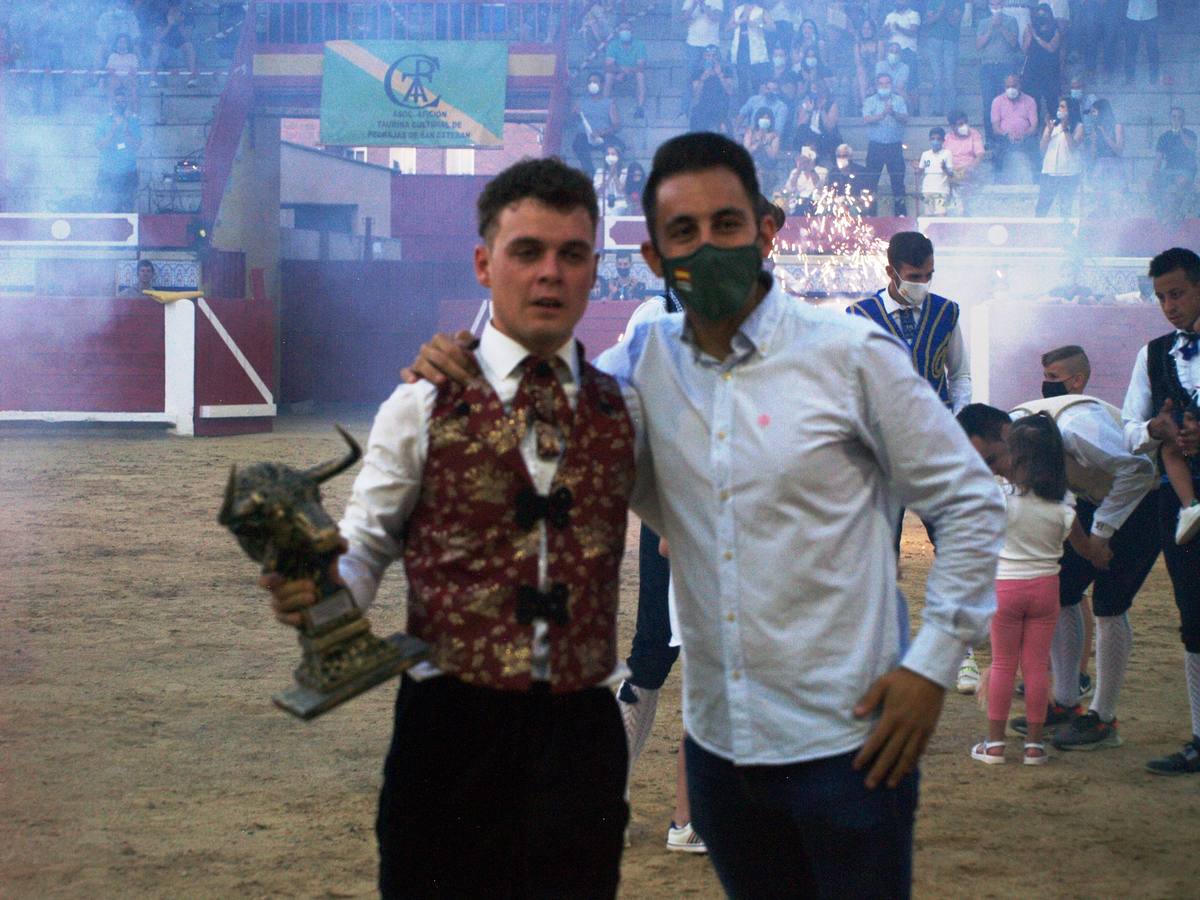 Fotos: Concurso goyesco de cortes de novillos de Pedrajas de San Esteban