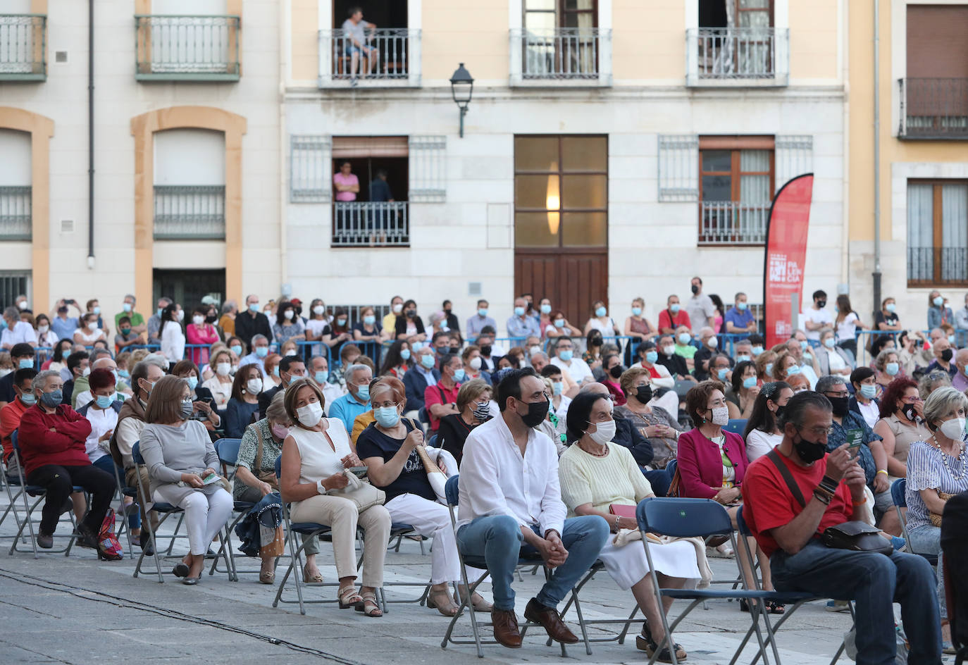 Fotos: La OSCyL felicita a la Catedral de Palencia en su séptimo centenario