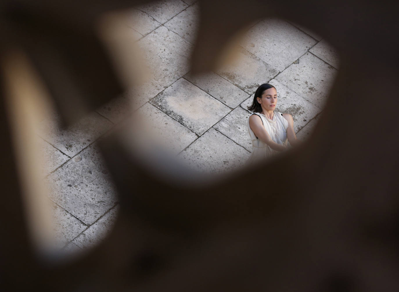 Sin Ojana, de Chicharrón Circo Flamenco, en la acera de Recoletos.