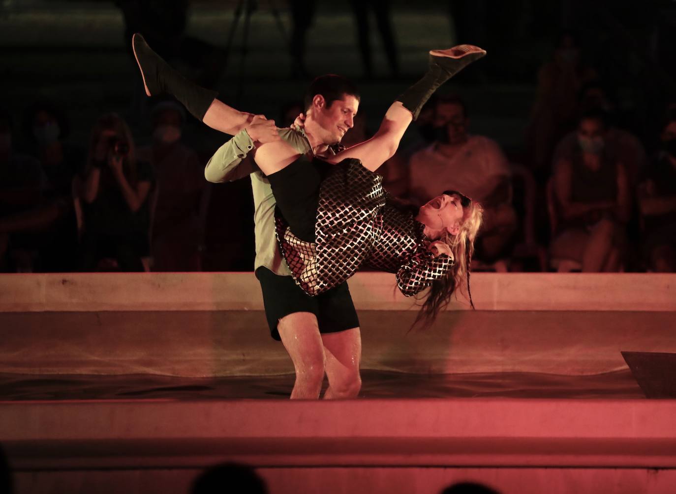 Caudal, de la compañía Miguel Gigosos, en la plaza del Poniente