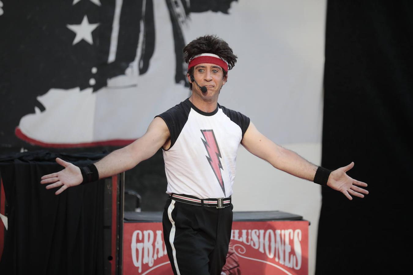 The Legend (Born to fail) en la plaza del Poniente de El Gran Dimitri