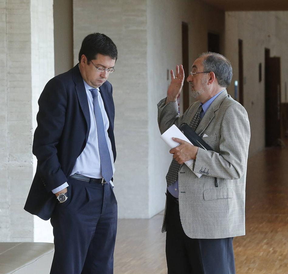 Óscar López, con Jesús Quijano González, antiguo secretario general del PSOE en Castilla y León