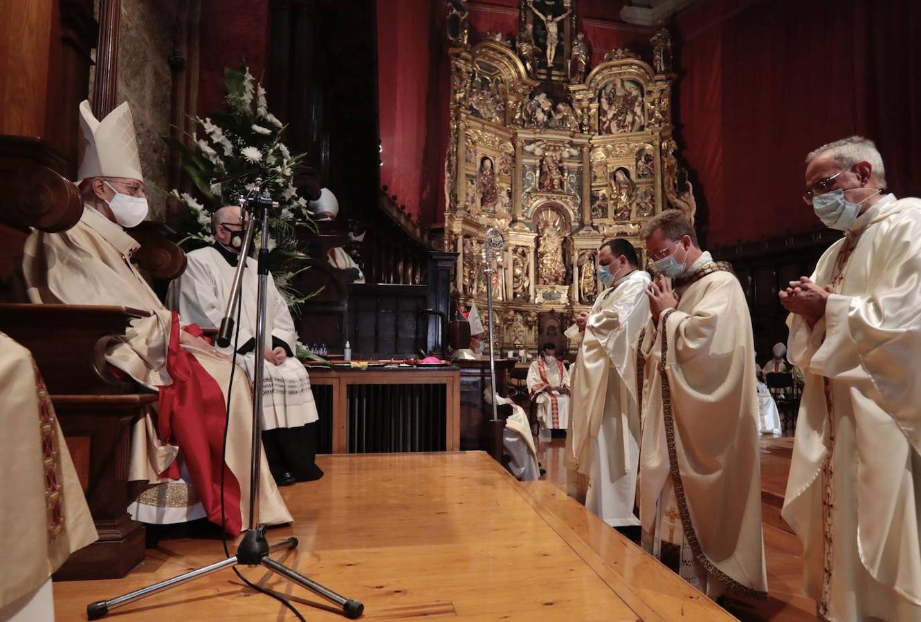 Ordenación como obispo de Rotdom de Aurelio García