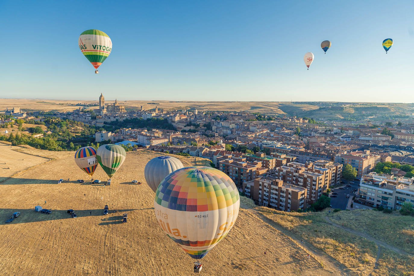 Los globos vuelan por el cielo de Segovia.