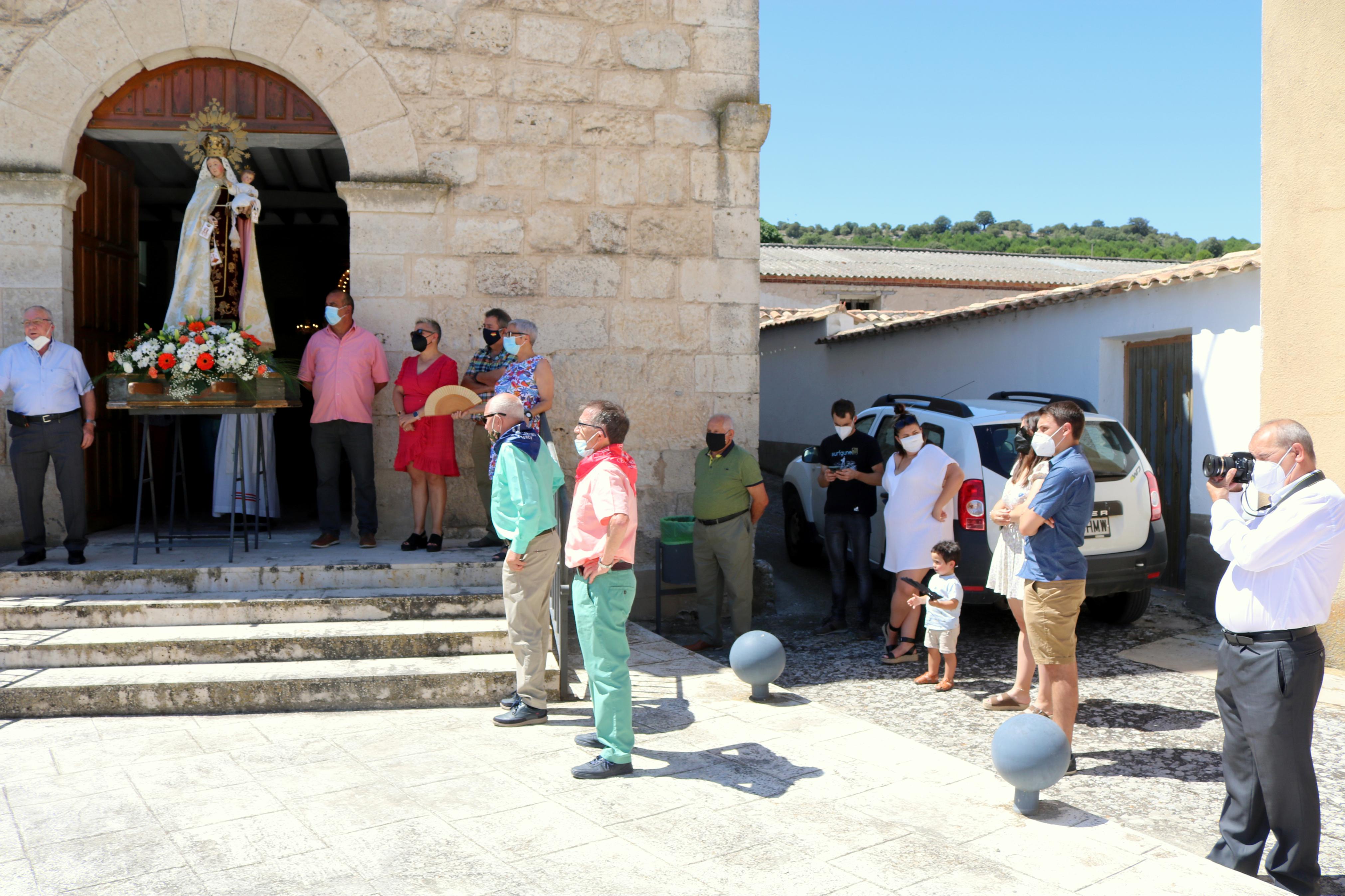 Los ceviqueños danzaron en honor a la Virgen del Carmen