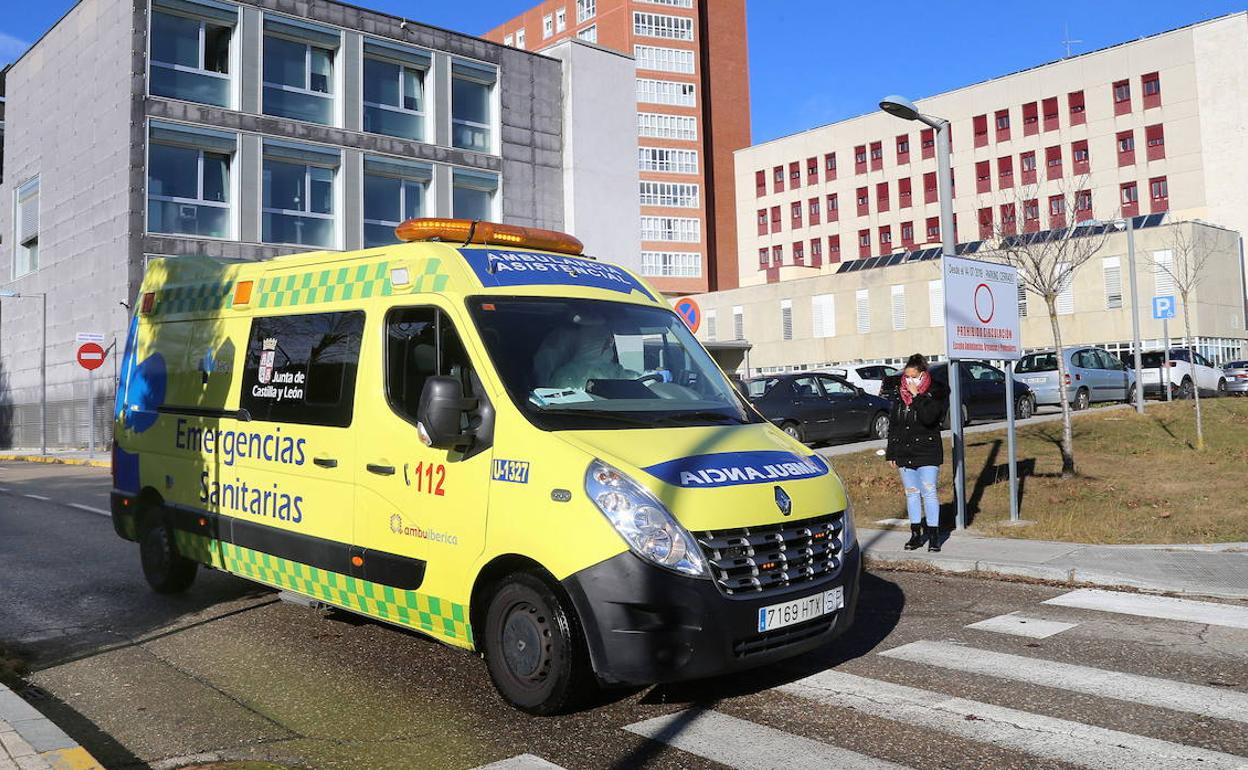 Herido al salirse de la vía su vehículo todoterreno en Castrejón de la Peña