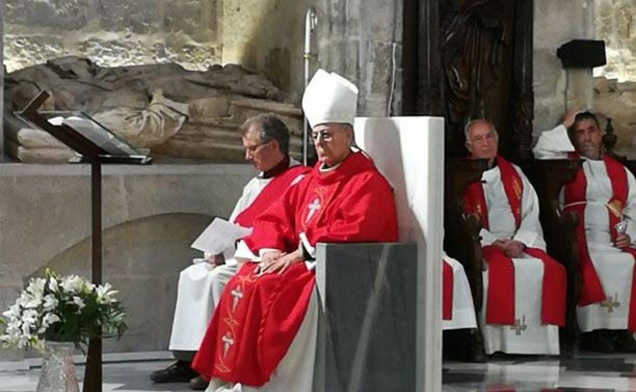 El cardenal arzobispo de Valladolid, Ricardo Blázquez, en una celebración de Santiago Apóstol.