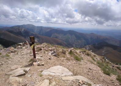 Imagen secundaria 1 - Vistas desde la cima del pico Catoute. 