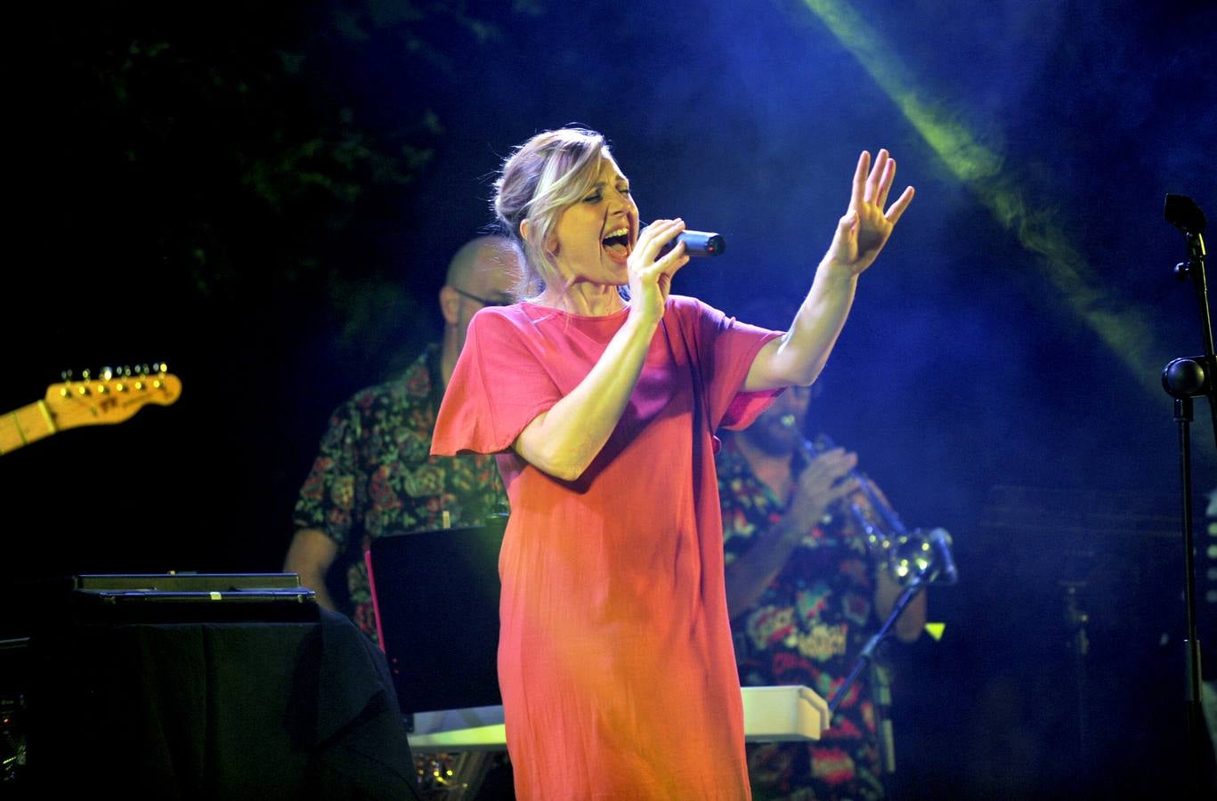 Fotos: Concierto de Mrs Misery en la Plaza España de Santovenia de Pisuerga