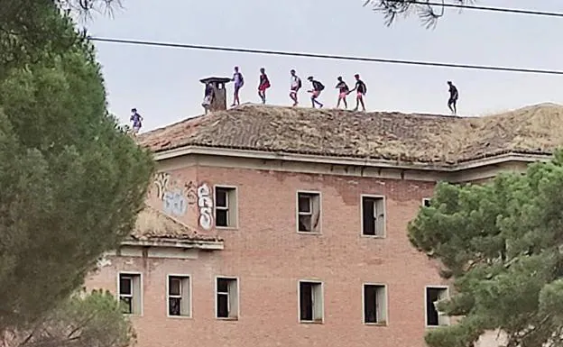 El sanatorio de Boecillo, escenario de un peligroso reto en el tejado
