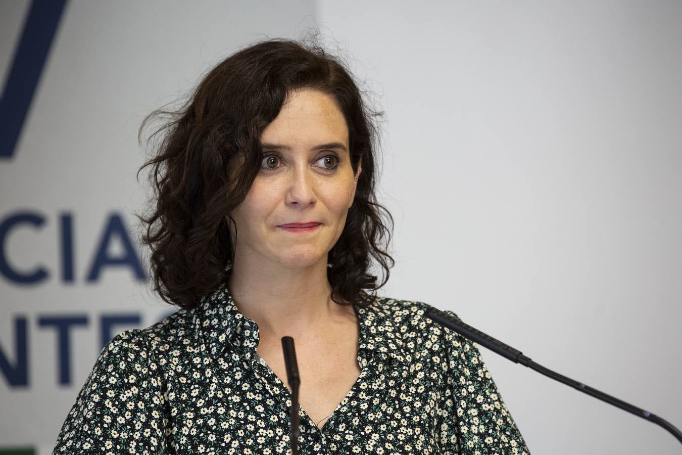Los dirigentes de las comunidades autónomas, a excepción de Cataluña, acuden a la conferencia de presidentes en Salamanca.