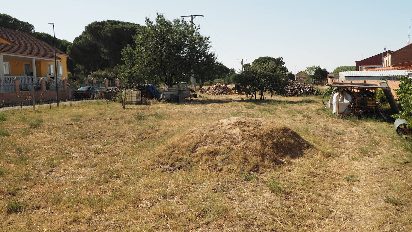 Desde el año 1960 se considera barrio de Valladolid, a pesar de situarse a exactamente 11 kilómetros de la capital