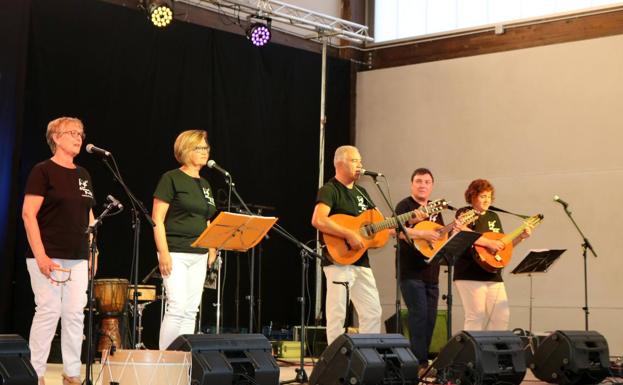 El grupo anfitrión Viejo Castillo abrirá el Almuenza Folk. 