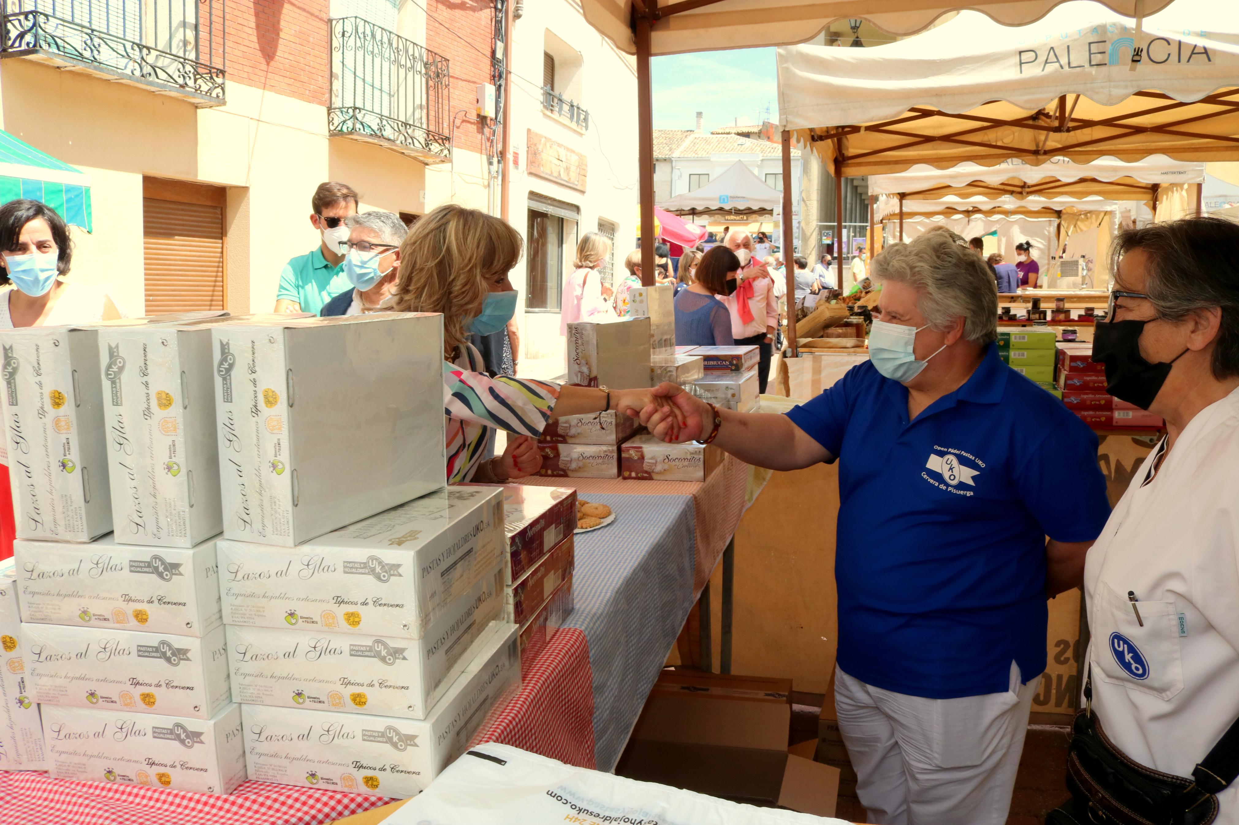 Alimentación y artesanía se dieron cita en Baltanás