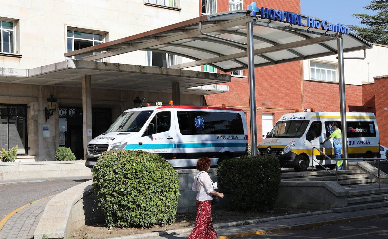 Entrada del hospital de Palencia. 