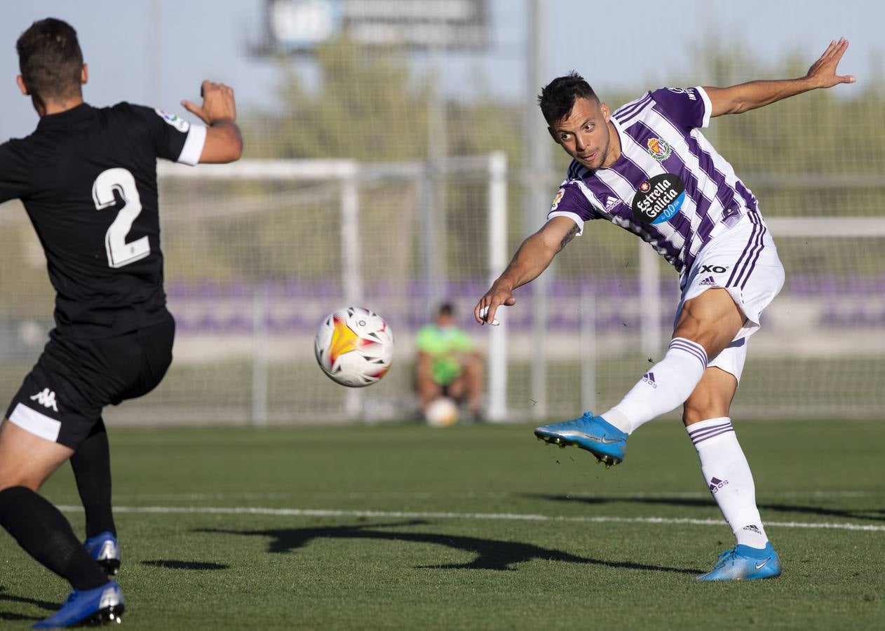 Fotos: El Real Valladolid se lleva el Trofeo de Zaratán en los penaltis (2-2)