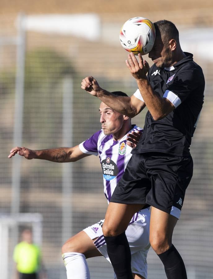 Fotos: El Real Valladolid se lleva el Trofeo de Zaratán en los penaltis (2-2)