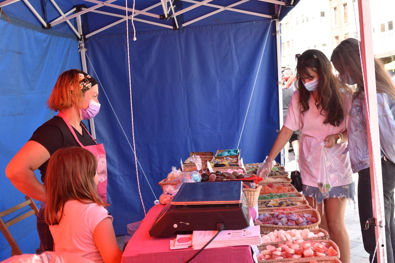 Después de que se cancelase el año pasado por la pandemia, vuelve la feria con menos vendedores y sin actividades paralelas