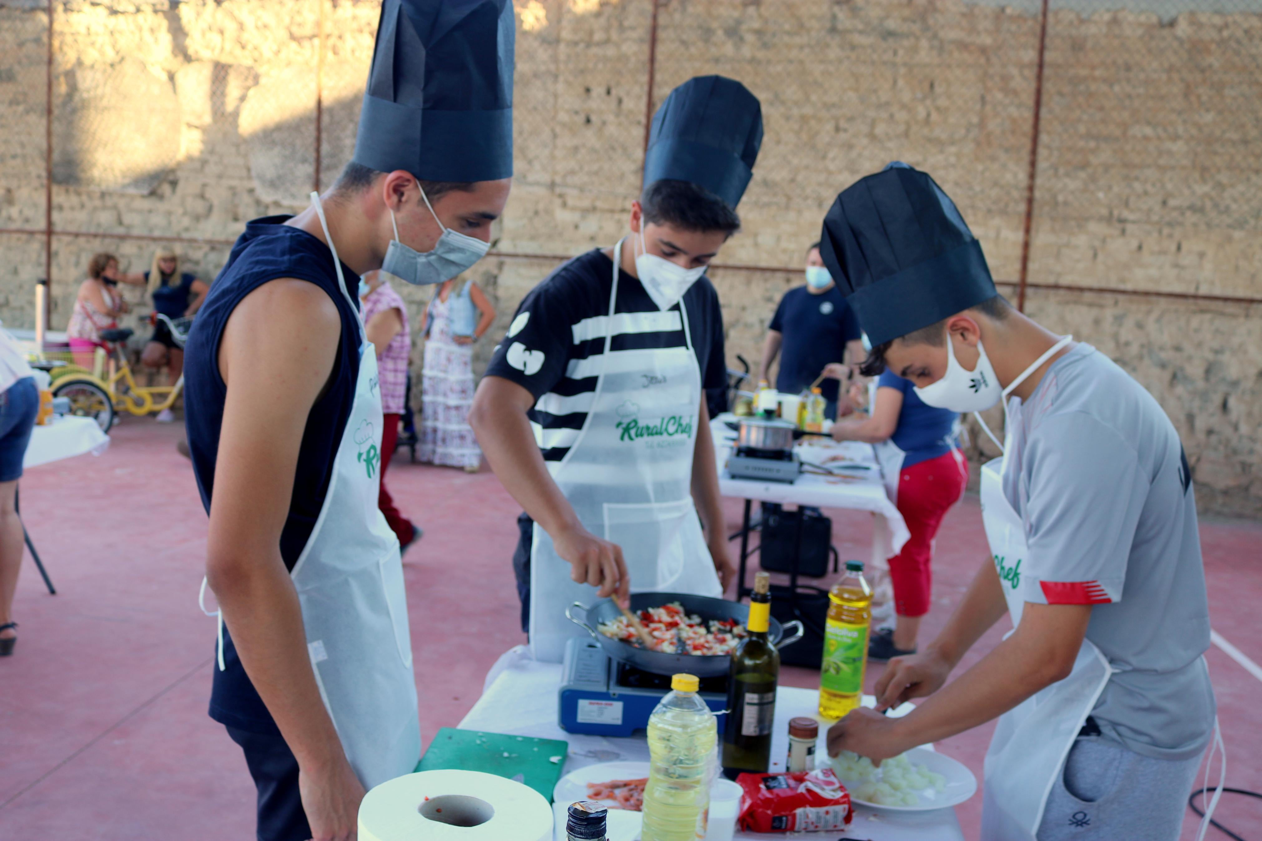 La localidad cerrateña disfrutó del cocinado de más de veinte platos