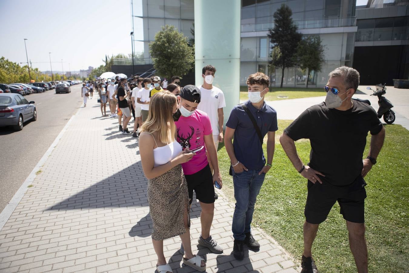 Fotos: Vacunación masiva contra la covid de los jóvenes de entre 17 y 19 años en Valladolid