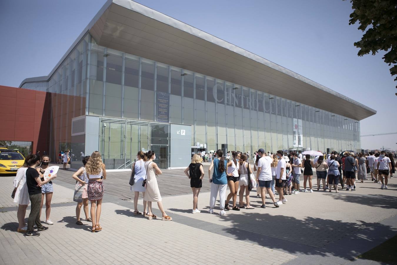 Fotos: Vacunación masiva contra la covid de los jóvenes de entre 17 y 19 años en Valladolid