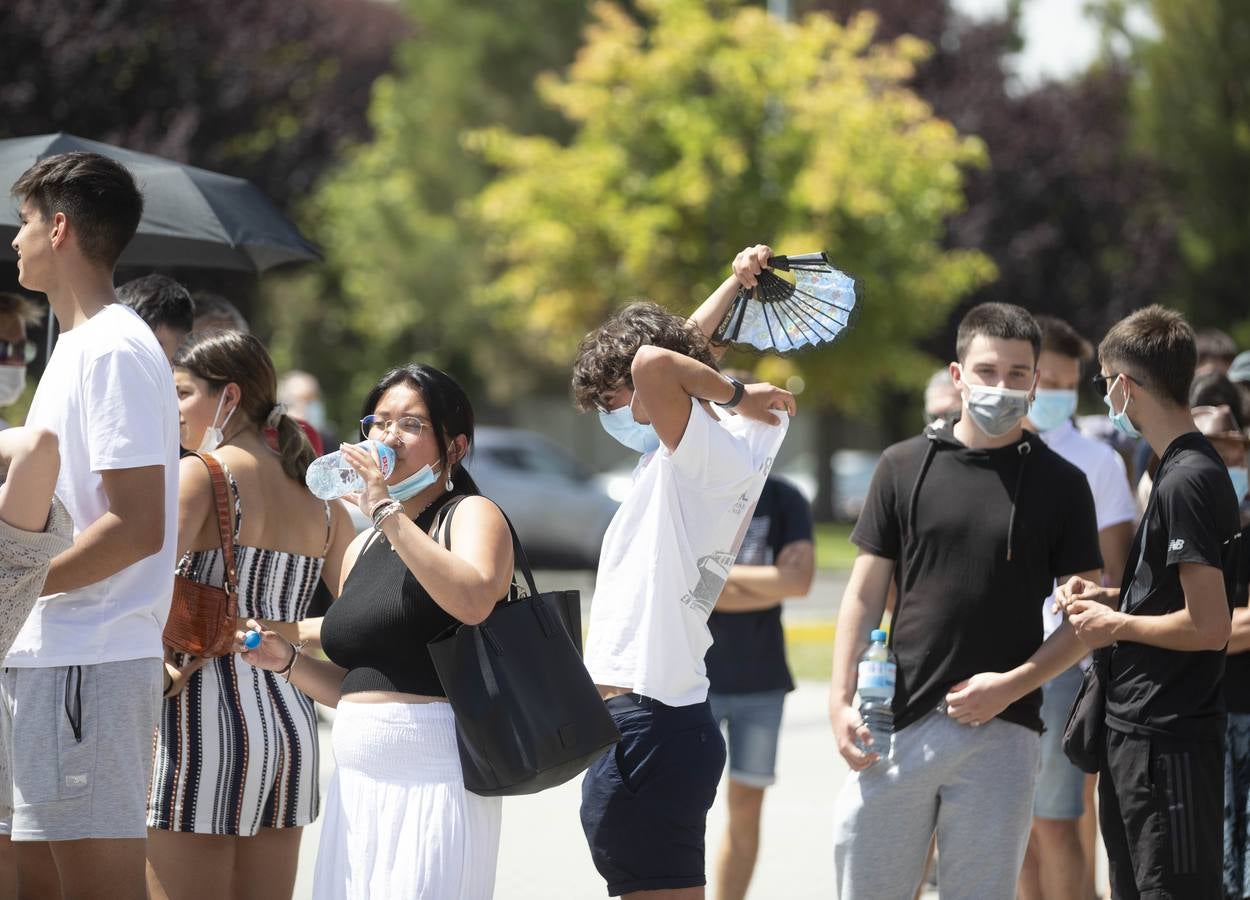 Fotos: Vacunación masiva contra la covid de los jóvenes de entre 17 y 19 años en Valladolid